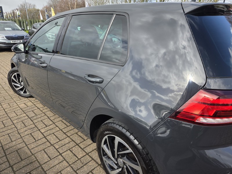 Used Volkswagen Golf 2020 for sale - 78053224: Photo 41