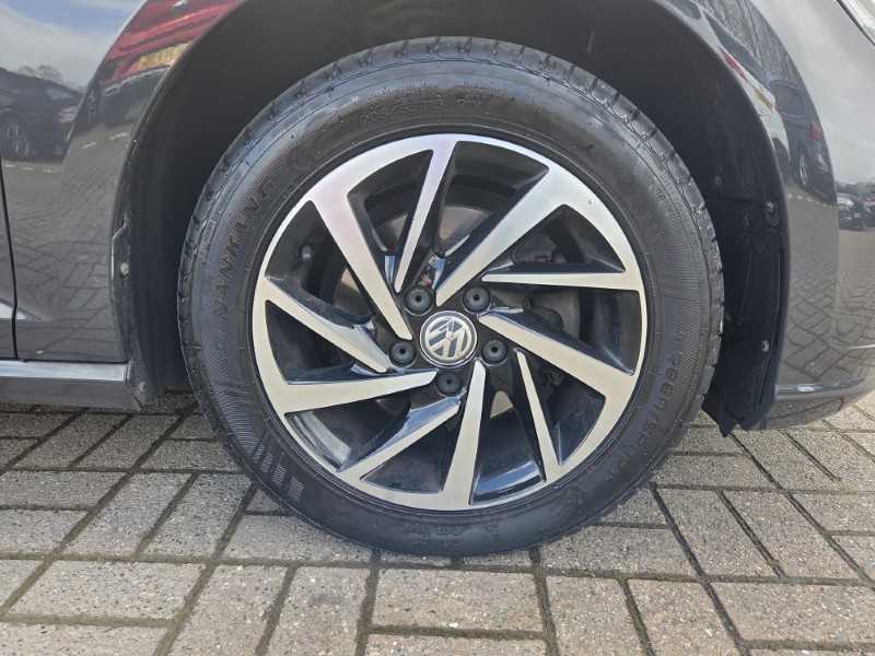 Used Volkswagen Golf 2020 for sale - 78053224: Photo 9