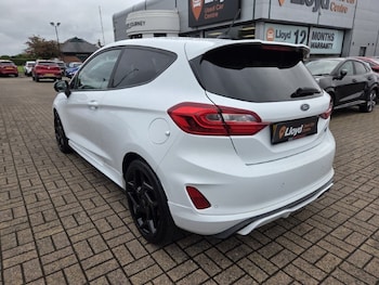 Used Ford Fiesta 2018 for sale - 78787826: Photo
