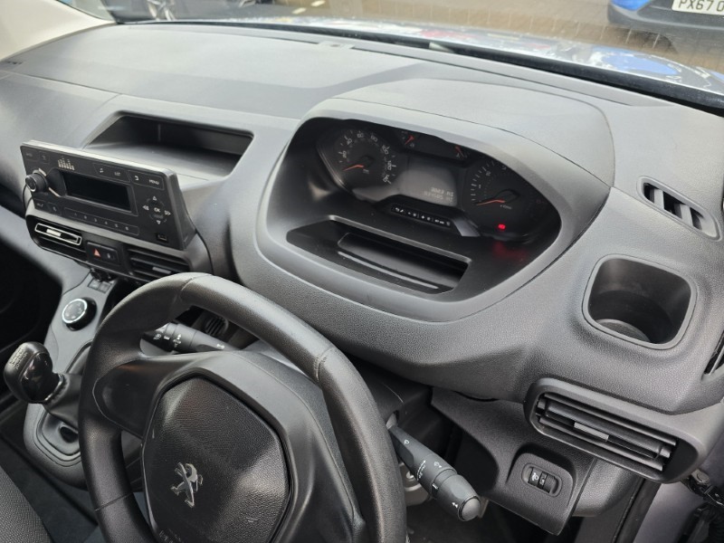 Used Peugeot Partner 2020 for sale - 77220396: Photo 23