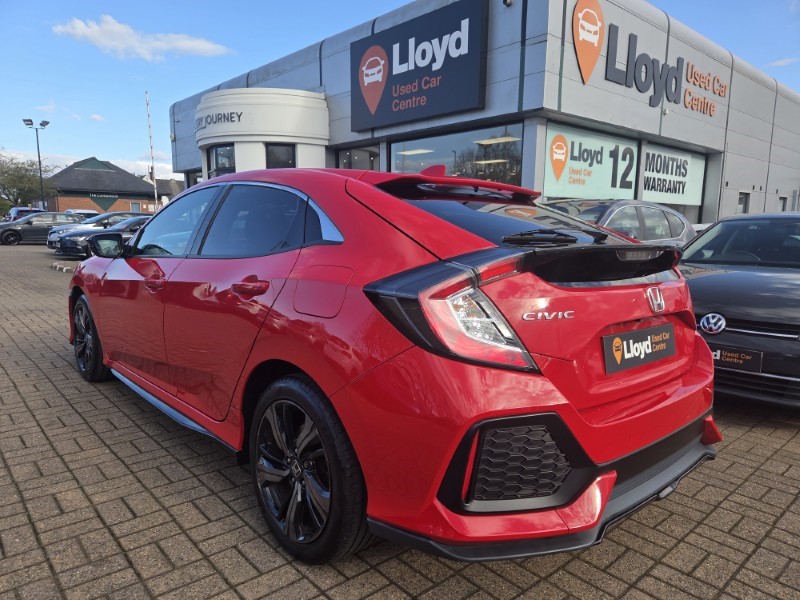 Used Honda Civic 2018 for sale - 78212088: Photo 3