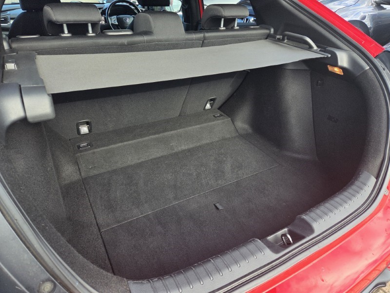 Used Honda Civic 2018 for sale - 78212088: Photo 33