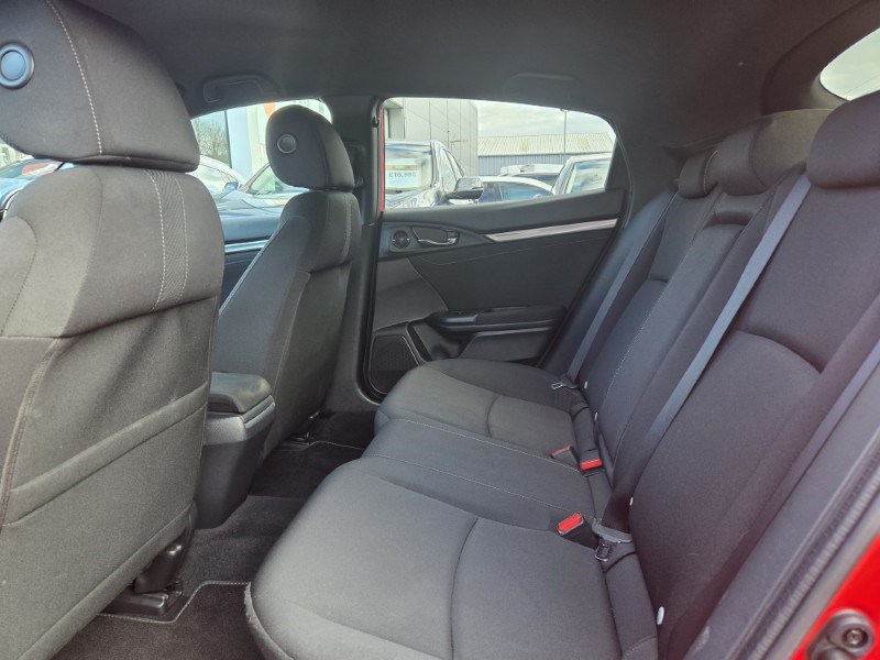 Used Honda Civic 2018 for sale - 78212088: Photo 5