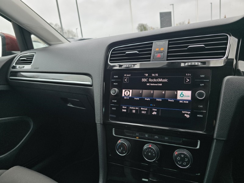 Used Volkswagen Golf 2018 for sale - 77687528: Photo 35