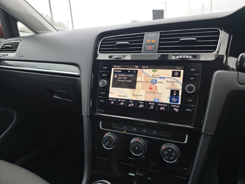 Used Volkswagen Golf 2018 for sale - 77687528: Photo 39