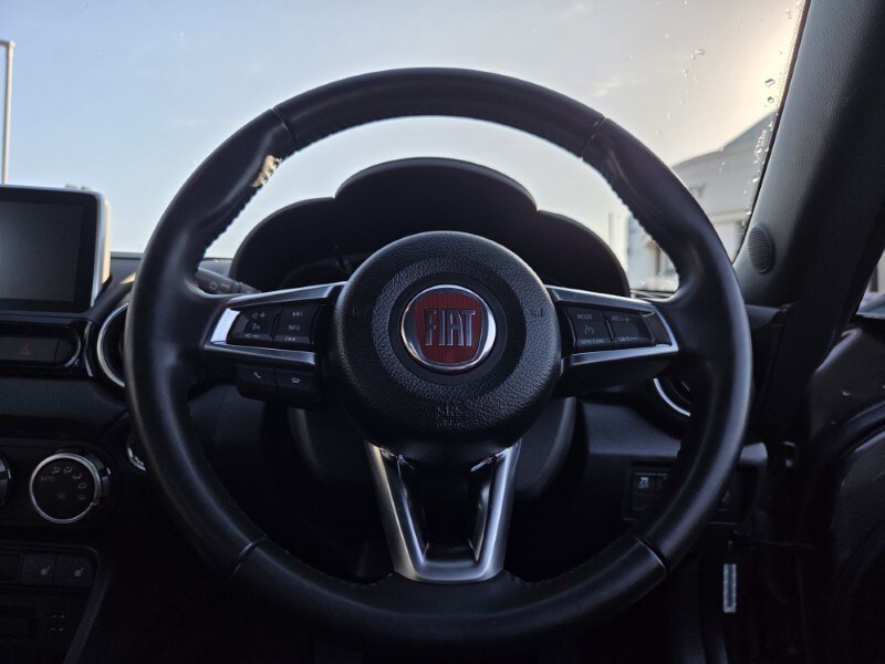Used Fiat 124 Spider 2018 for sale - 78121449: Photo 17