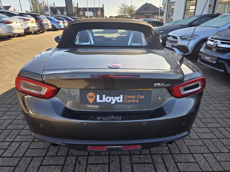 Used Fiat 124 Spider 2018 for sale - 78121449: Photo 7