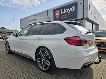 Used BMW 3 Series 2017 for sale - 77915615: Photo