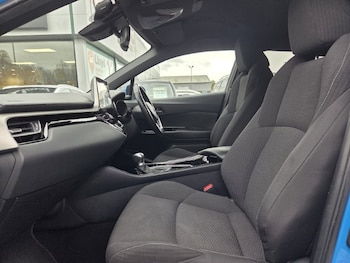 Used Toyota C-HR 2019 for sale - 78286515: Photo