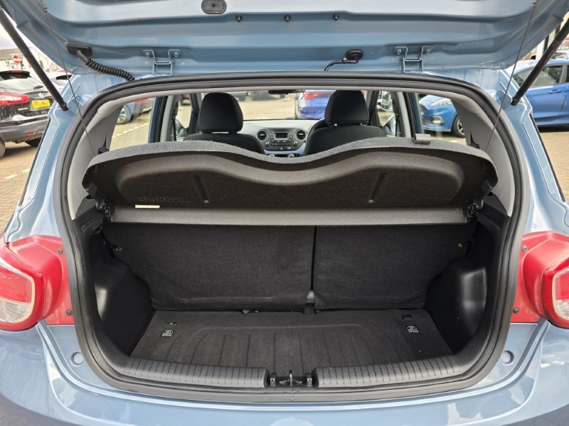 Used Hyundai i10 2017 for sale - 77653282: Photo 17