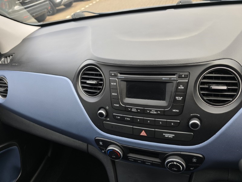 Used Hyundai i10 2017 for sale - 77653282: Photo 30