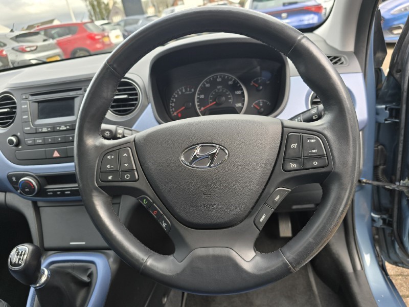 Used Hyundai i10 2017 for sale - 77653282: Photo 32