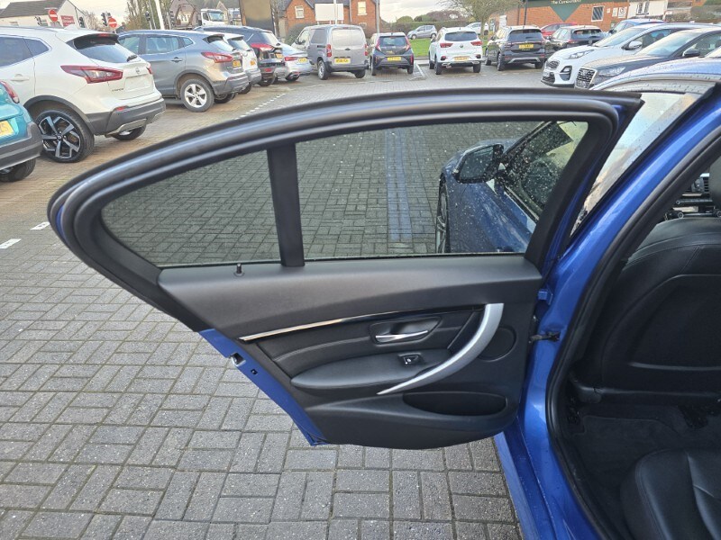 Used BMW 3 Series 2017 for sale - 77578269: Photo 21