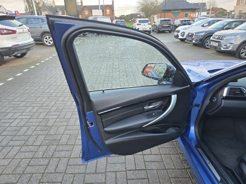 Used BMW 3 Series 2017 for sale - 77578269: Photo 25