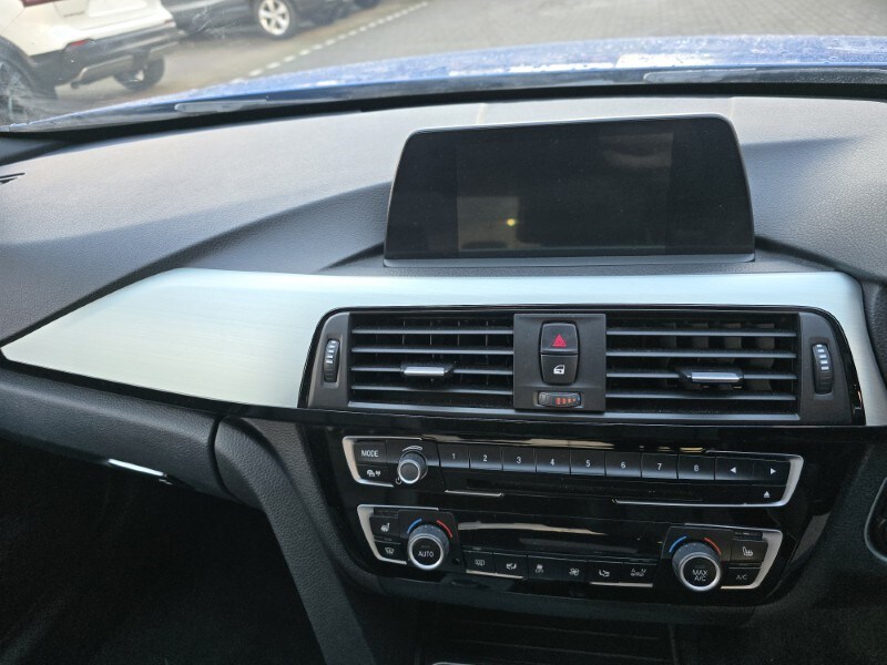 Used BMW 3 Series 2017 for sale - 77578269: Photo 31