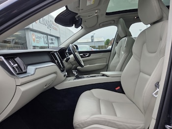 Used Volvo XC60 2018 for sale - 78828099: Photo