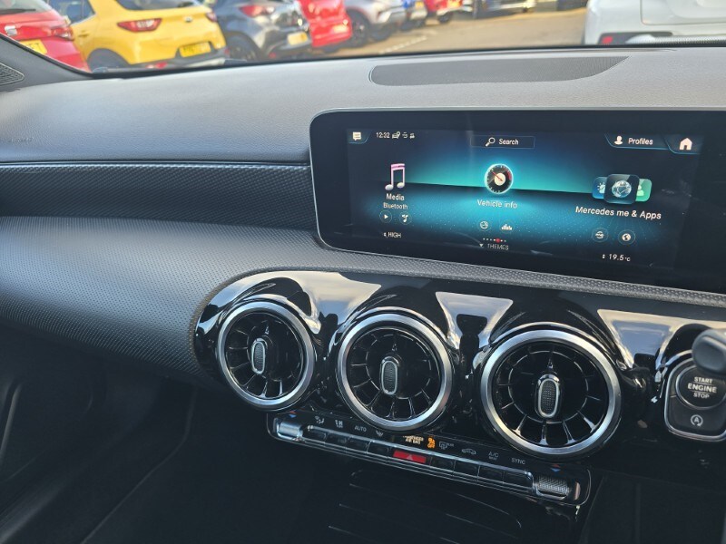 Used Mercedes-Benz A-Class 2018 for sale - 76982403: Photo 38