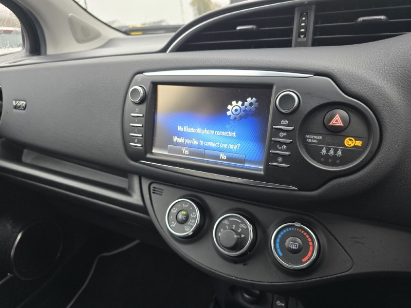 Used Toyota Yaris 2020 for sale - 77087670: Photo 41