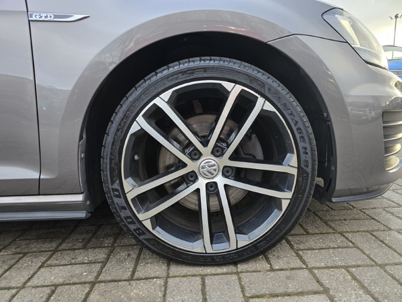 Used Volkswagen Golf 2017 for sale - 77391865: Photo 10