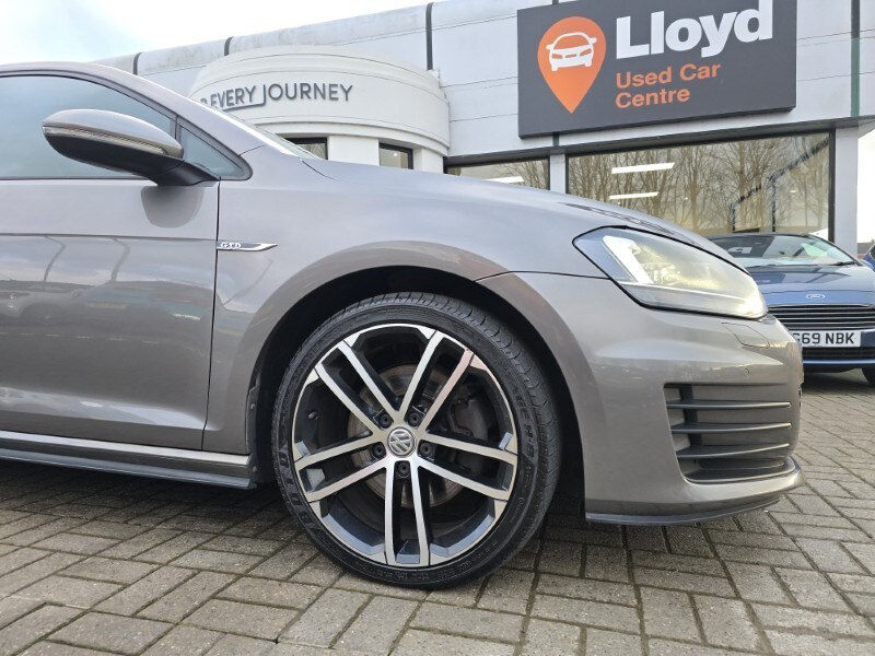 Used Volkswagen Golf 2017 for sale - 77391865: Photo 11