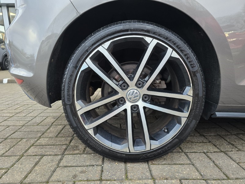 Used Volkswagen Golf 2017 for sale - 77391865: Photo 12