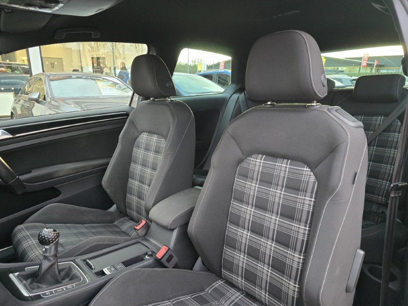 Used Volkswagen Golf 2017 for sale - 77391865: Photo 25