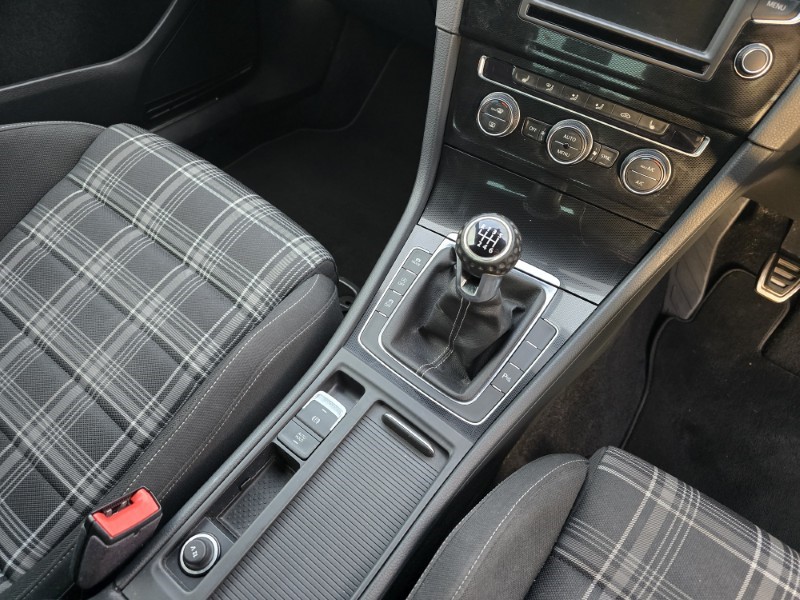 Used Volkswagen Golf 2017 for sale - 77391865: Photo 28