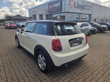 Used MINI Hatch 2019 for sale - 79512314: Photo