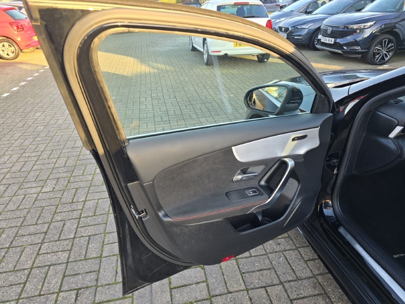 Used Mercedes-Benz A-Class 2019 for sale - 76982298: Photo 24