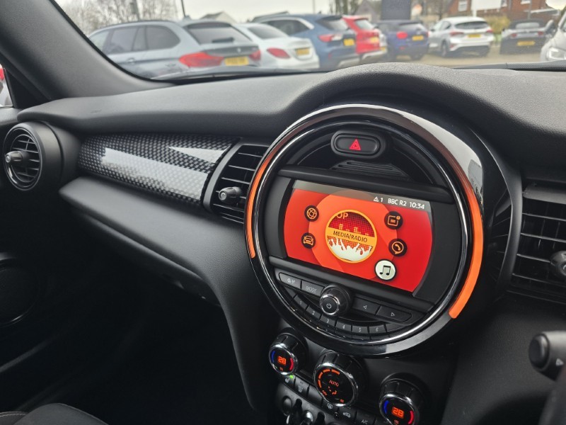 Used MINI Convertible 2020 for sale - 77151593: Photo 32