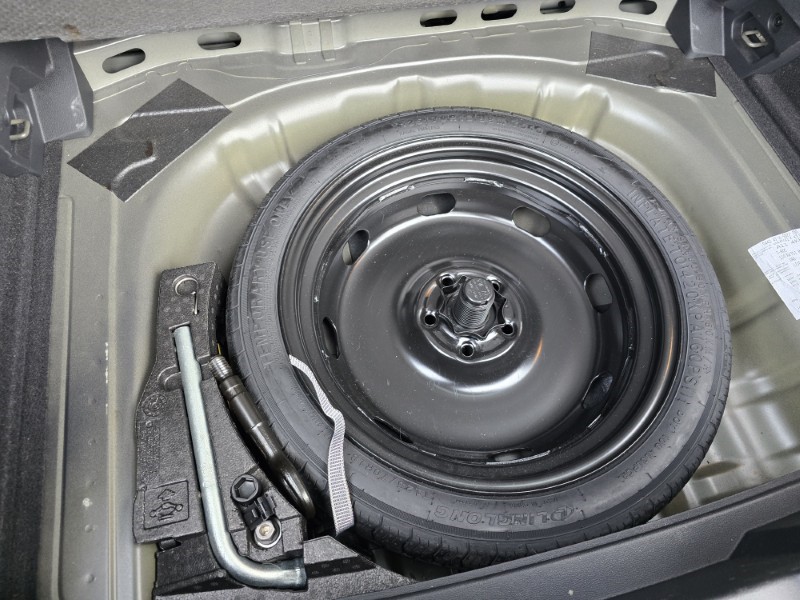 Used Volkswagen T-Roc 2018 for sale - 76981802: Photo 19