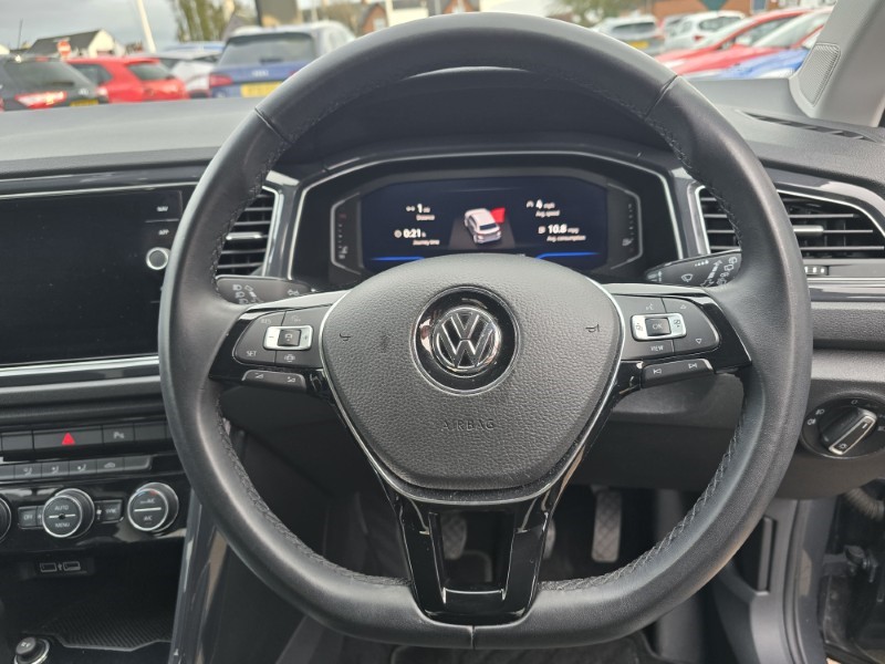 Used Volkswagen T-Roc 2018 for sale - 76981802: Photo 33