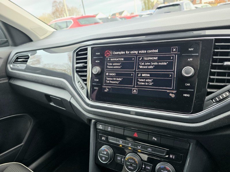 Used Volkswagen T-Roc 2018 for sale - 76981802: Photo 46