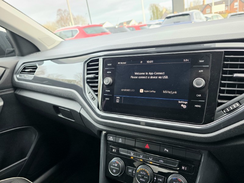 Used Volkswagen T-Roc 2018 for sale - 76981802: Photo 48