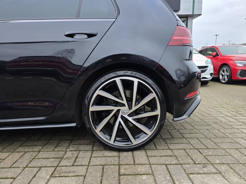 Used Volkswagen Golf 2019 for sale - 77449937: Photo 19