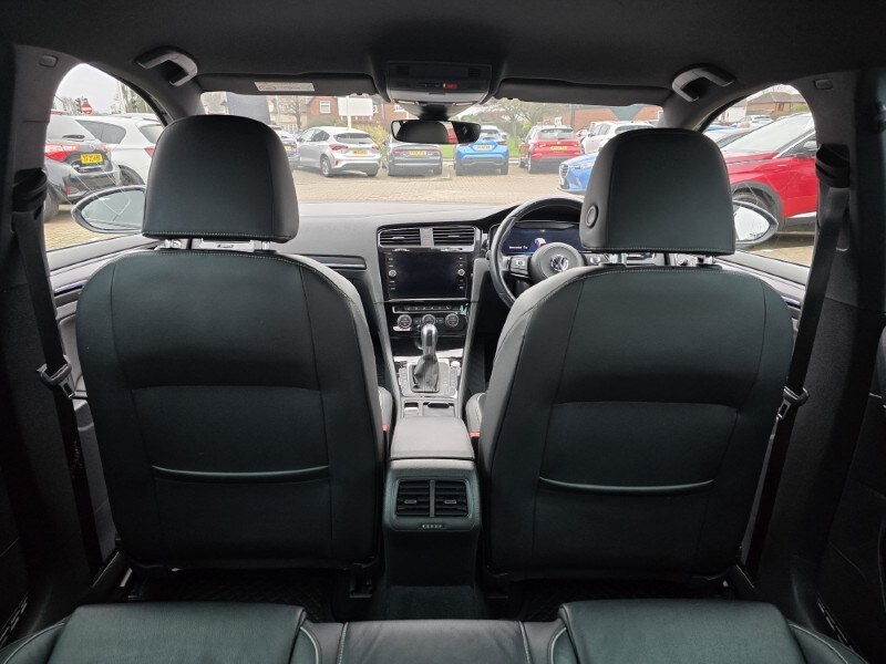 Used Volkswagen Golf 2019 for sale - 77449937: Photo 22