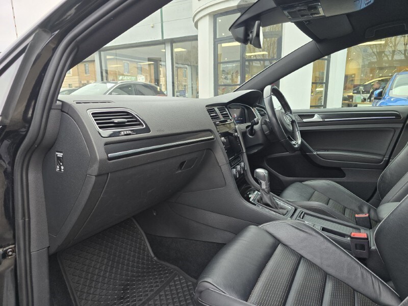 Used Volkswagen Golf 2019 for sale - 77449937: Photo 28