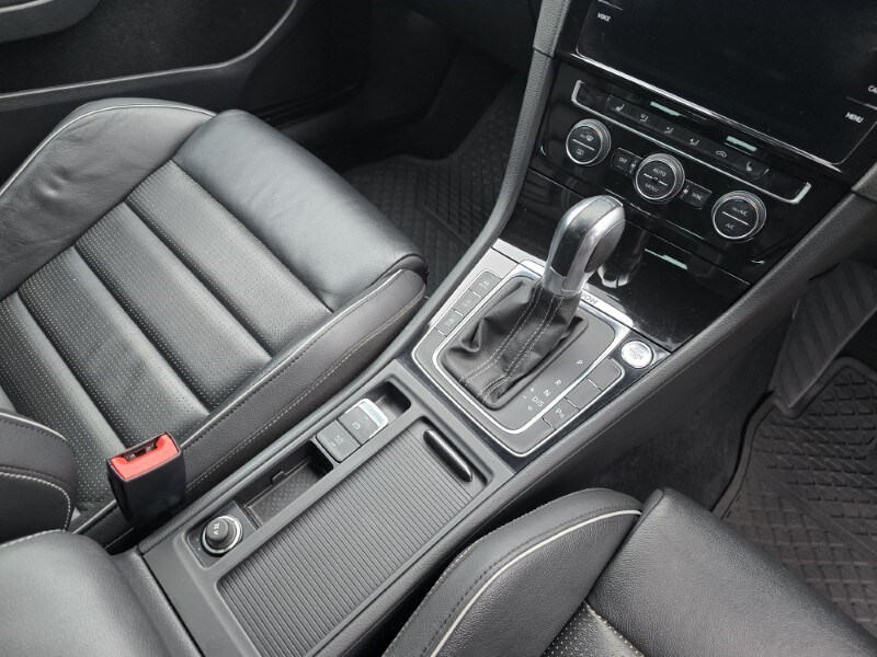 Used Volkswagen Golf 2019 for sale - 77449937: Photo 33