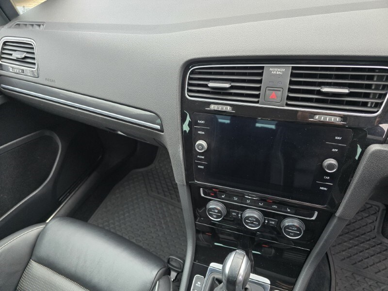 Used Volkswagen Golf 2019 for sale - 77449937: Photo 34