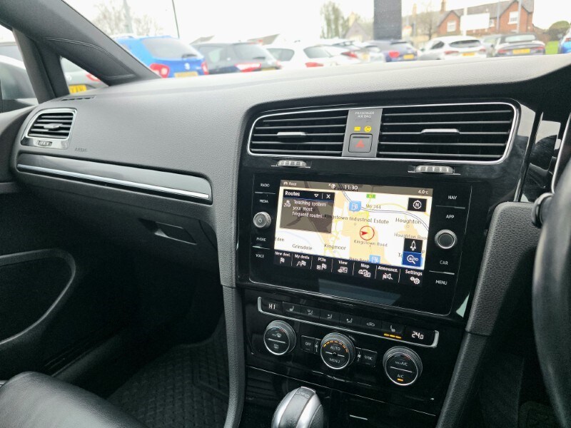 Used Volkswagen Golf 2019 for sale - 77449937: Photo 45