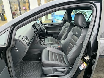 Used Volkswagen Golf 2019 for sale - 77449937: Photo