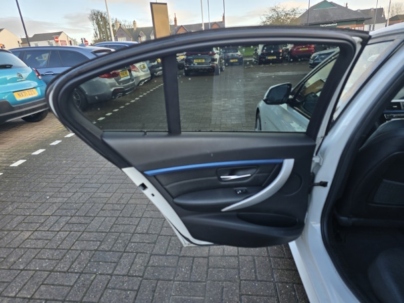 Used BMW 3 Series 2018 for sale - 77375932: Photo 17