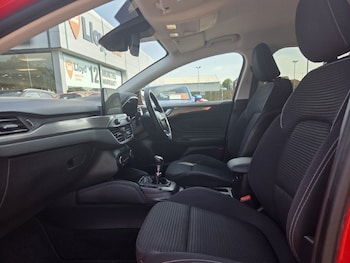 Used Ford Focus 2018 for sale - 79176990: Photo