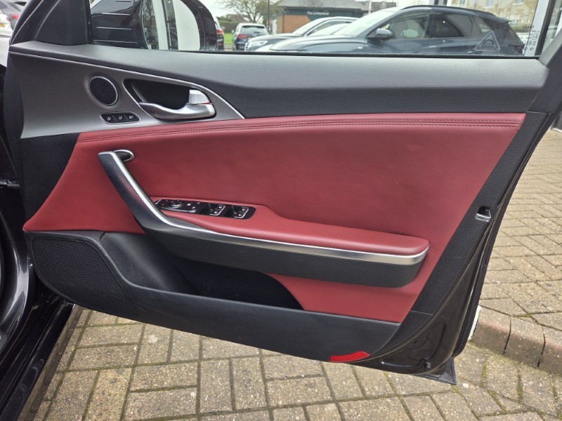 Used Kia Stinger 2018 for sale - 77988576: Photo 19