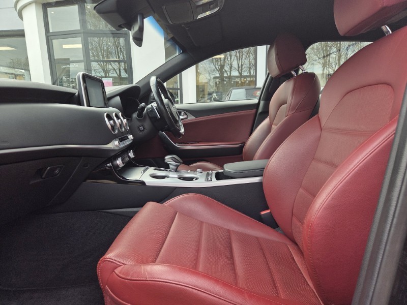 Used Kia Stinger 2018 for sale - 77988576: Photo 4