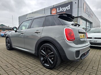 Used MINI Hatch 2017 for sale - 77336057: Photo