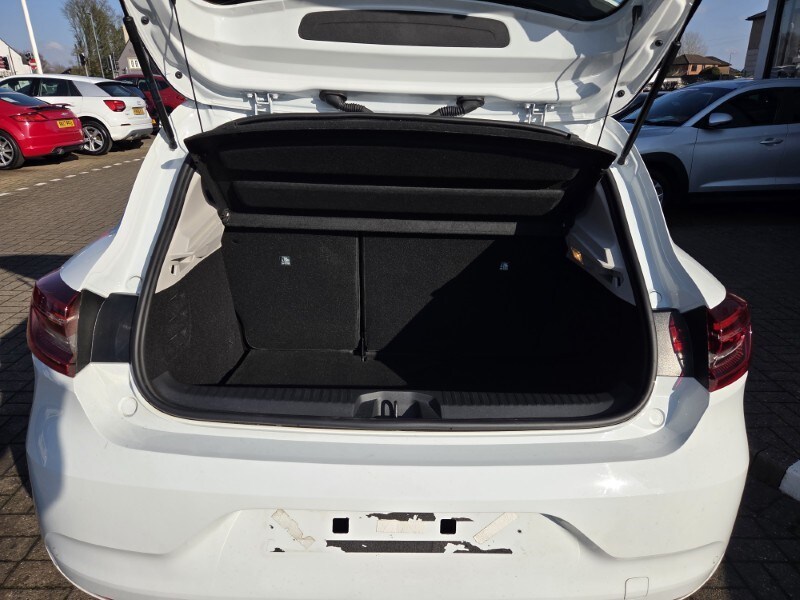 Used Renault Clio 2021 for sale - 77758763: Photo 14