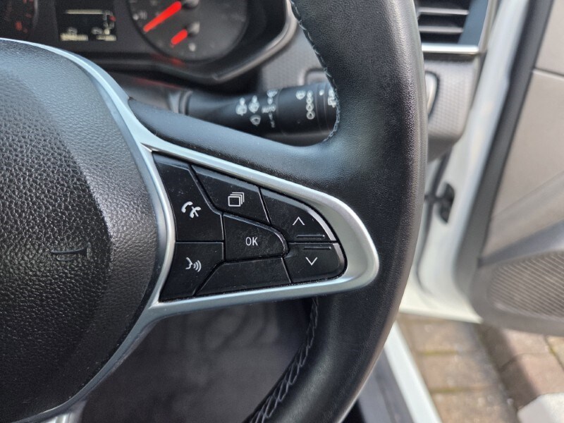 Used Renault Clio 2021 for sale - 77758763: Photo 28