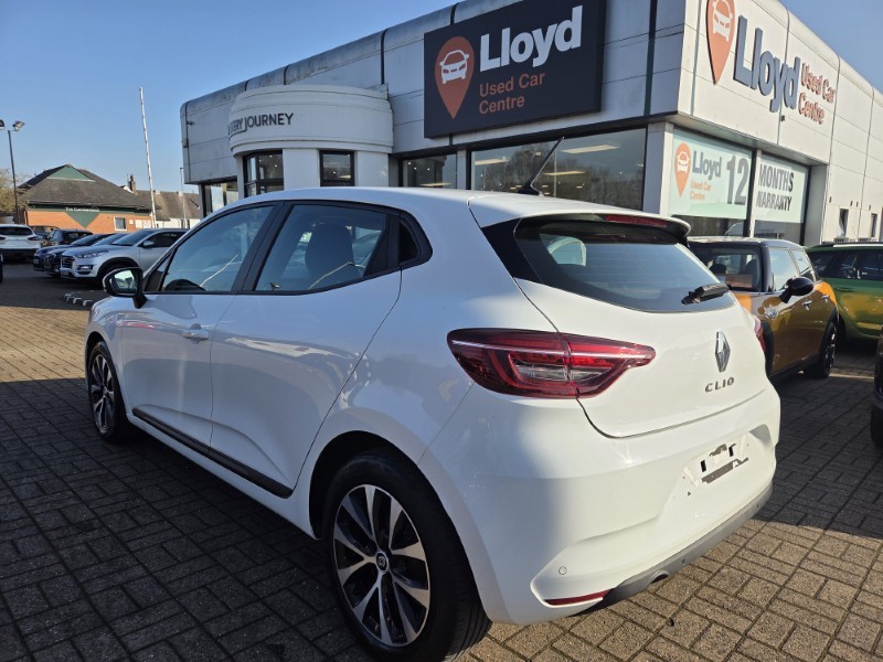 Used Renault Clio 2021 for sale - 77758763: Photo 3