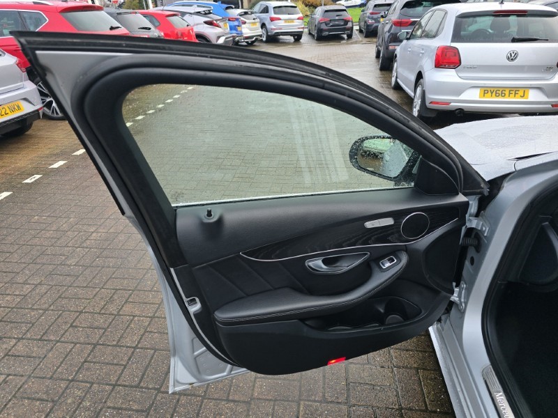 Used Mercedes-Benz C Class 2019 for sale - 76982364: Photo 22